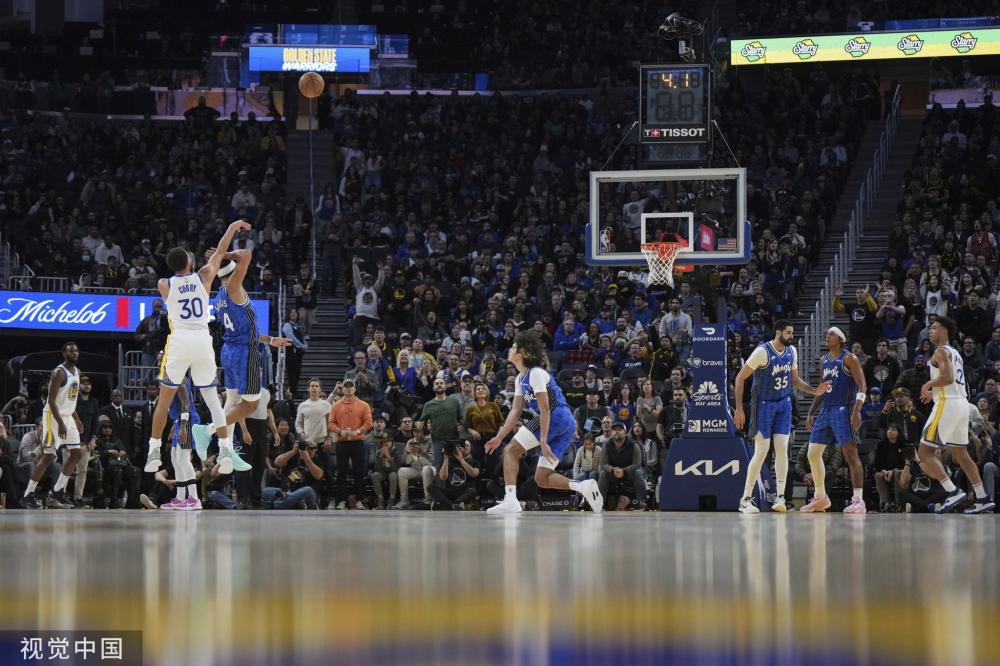 球员既要保 球员既要保